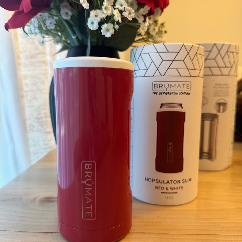 BrüMate Red & White Hopsulator Slim